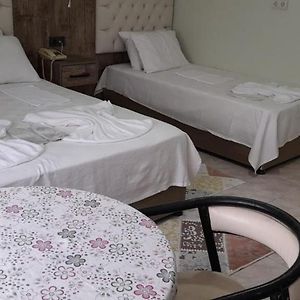 Standart Üç Kişilik Oda